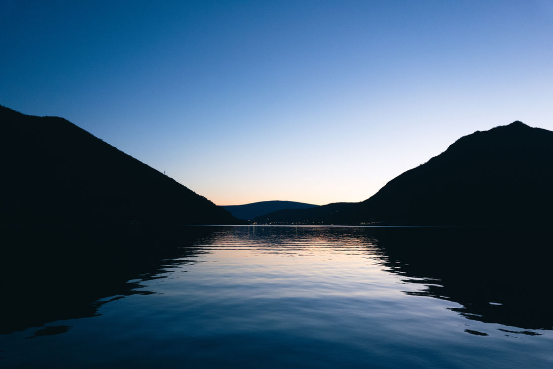 Large-format travel image